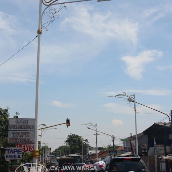 tiang-lampu-cirebon tiang lampu cirebon